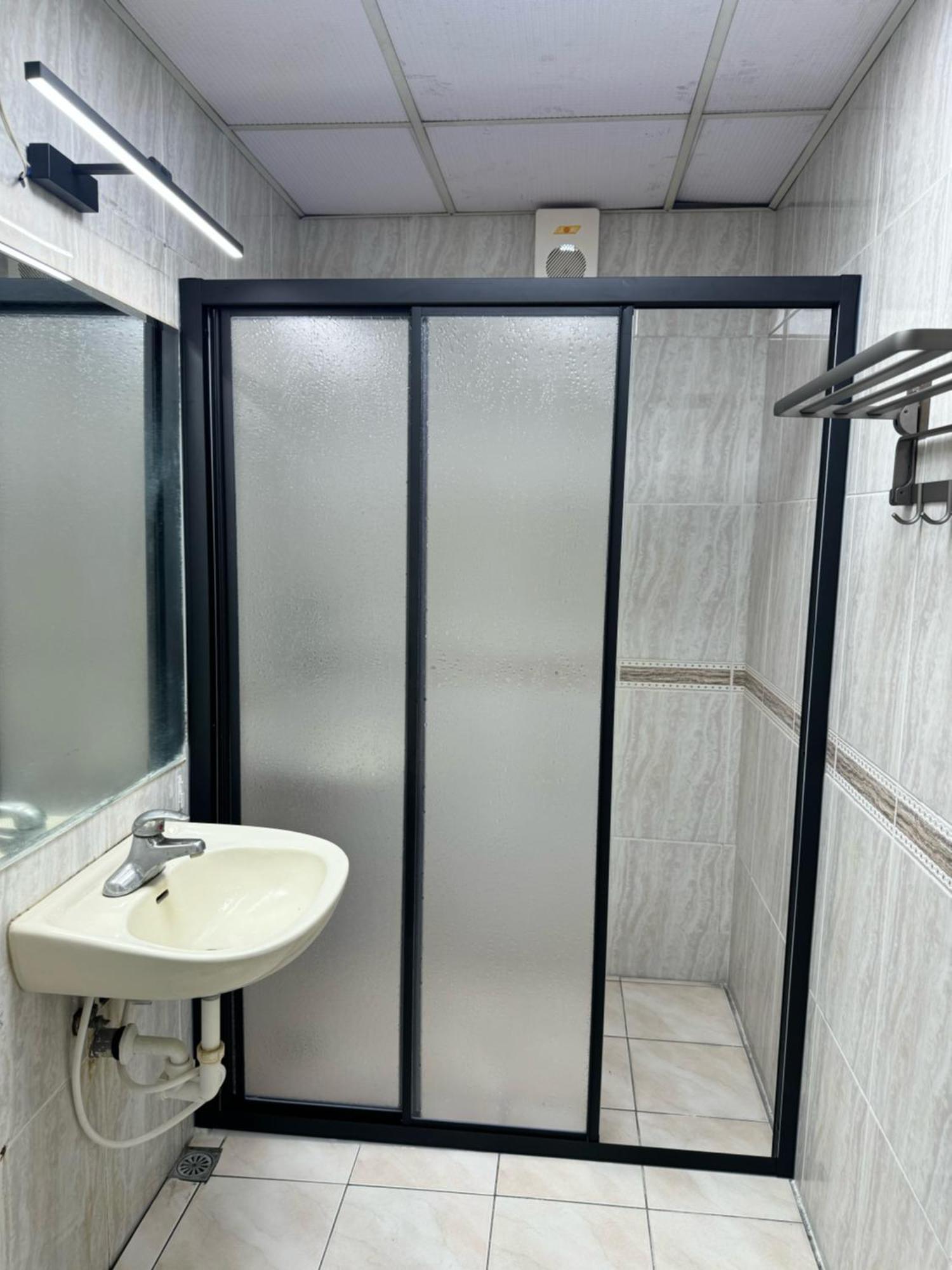 I Live Motel Kaohsiung Dış mekan fotoğraf